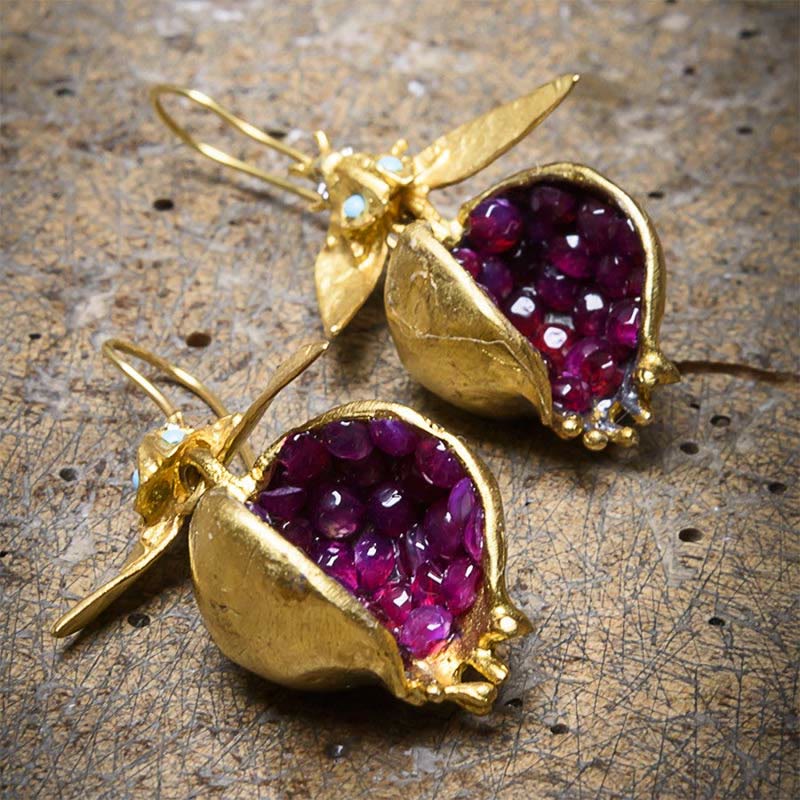 Olivenorma Lucky Pomegranate Seed Fashion Earrings