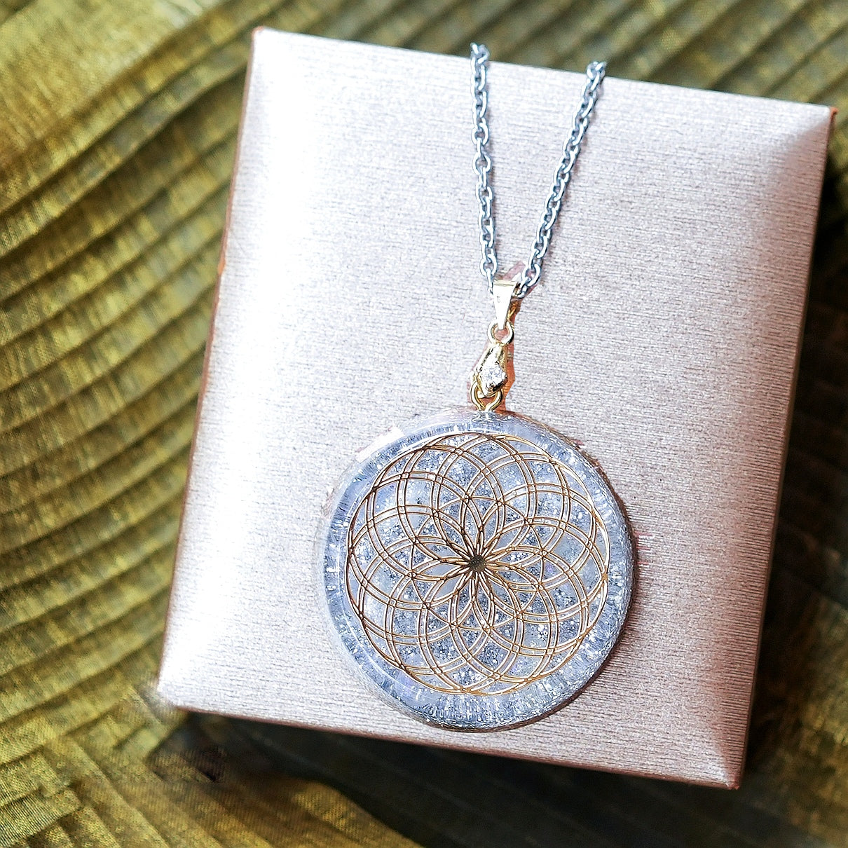 Olivenorma Clear Crystal Metatron's Cube Symbol Orgone Necklace