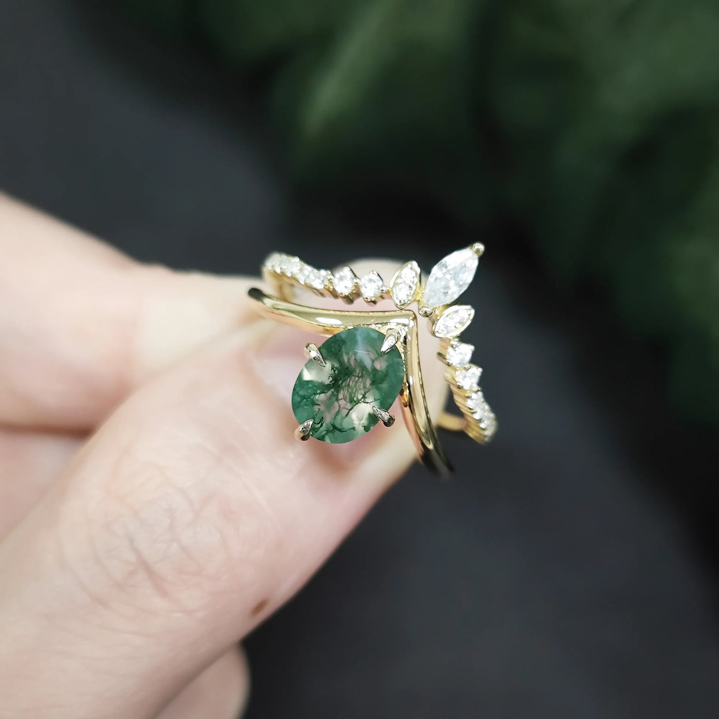 Olivenorma Moss Agate V Shape Engagement Ring Set