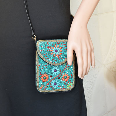 Olivenorma Bohemian Beaded Flower Mobile Phone Bag