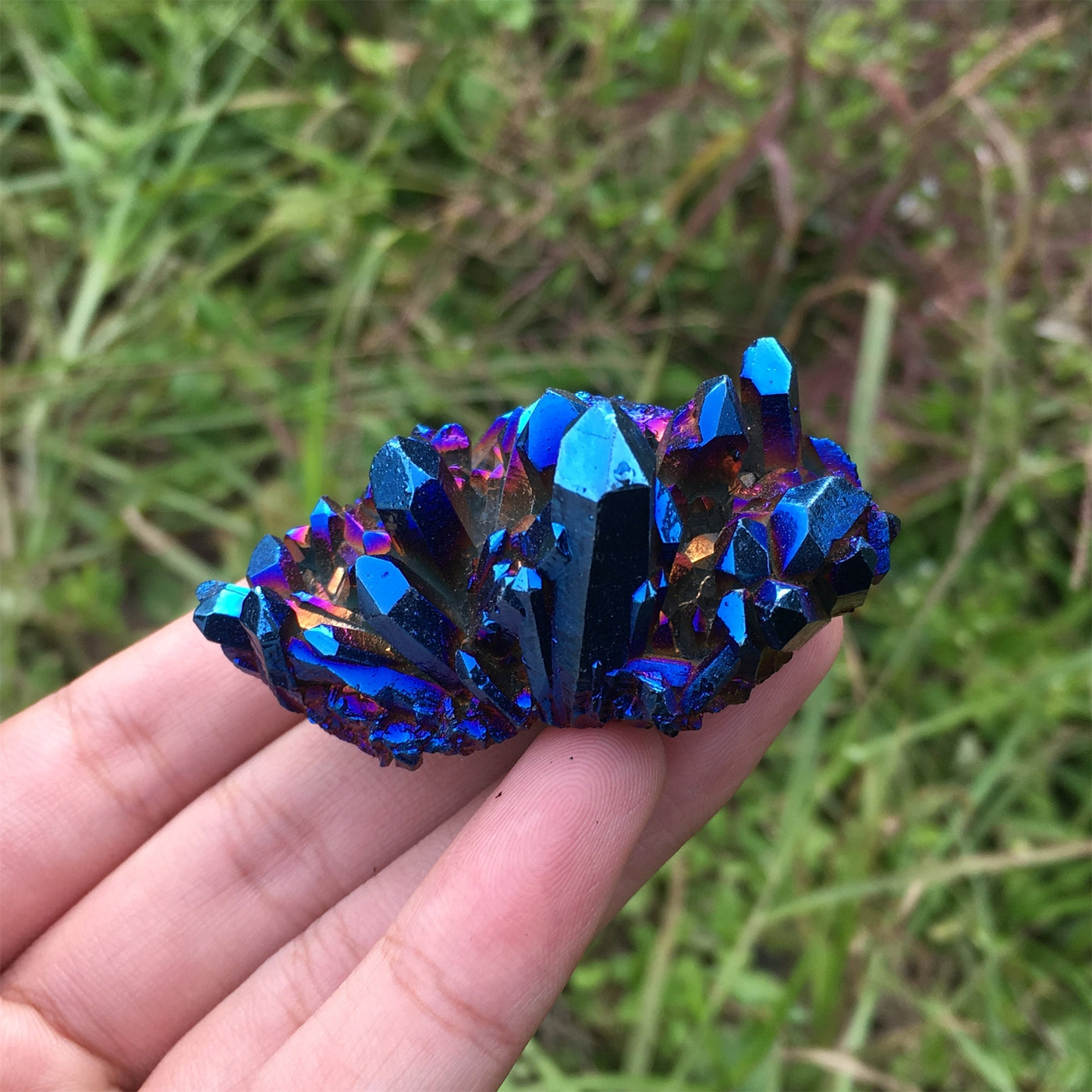 Olivenorma Natural Titanium Aura Quartz Crystal Cluster Gemstone Decoration