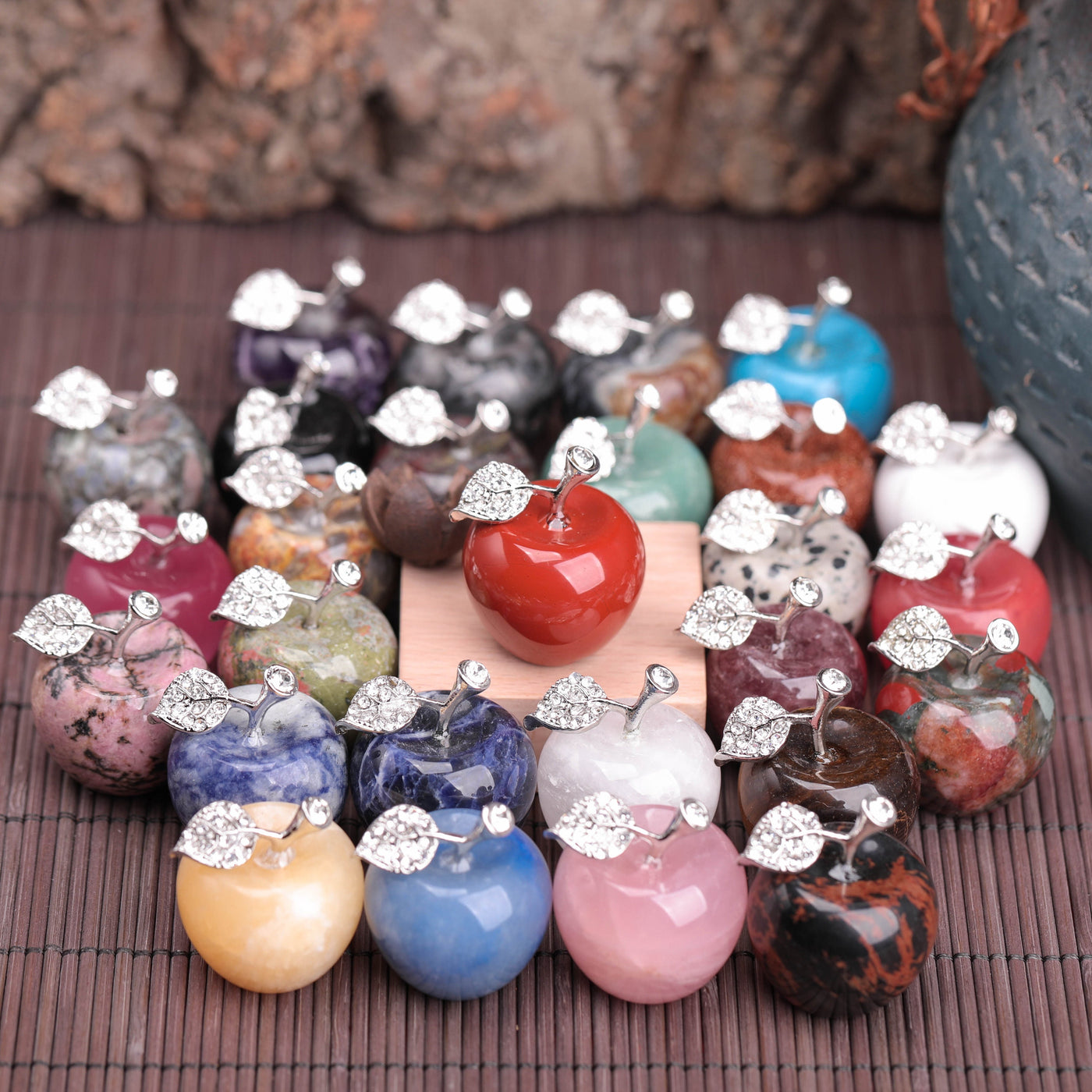 Olivenorma Small Crystal Apple Home Gemstone Decoration