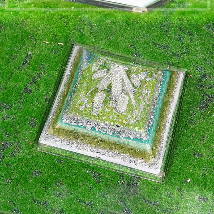 Olivenorma Peridot Prehnite Healing Orgone Pyramid