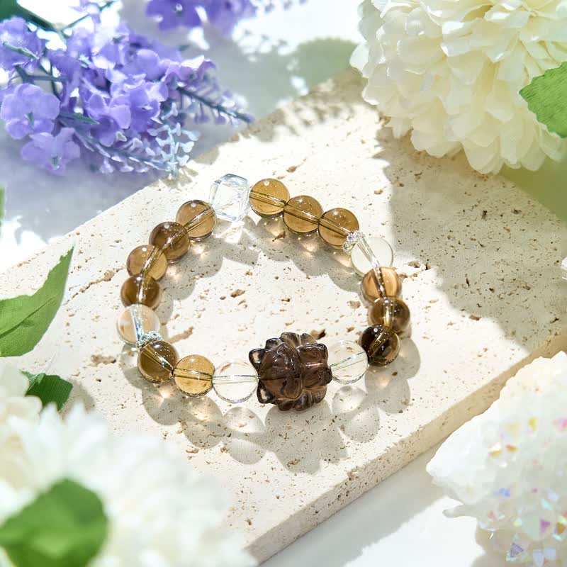 Olivenorma Clear Crystal Smoky Quartz Beads Nine-tailed Fox Pendant Bracelet