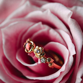 Olivenorma"Venus Rose" - Garnet with Moissanite Rose Ring