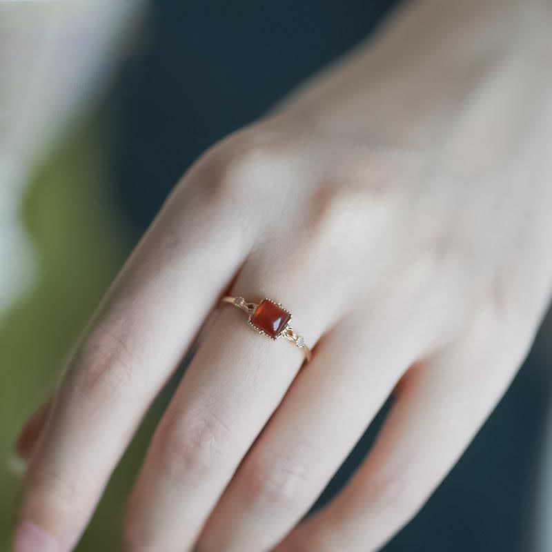 Olivenorma Simple Square Amber Thin Ring