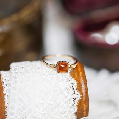 Olivenorma Simple Square Amber Thin Ring