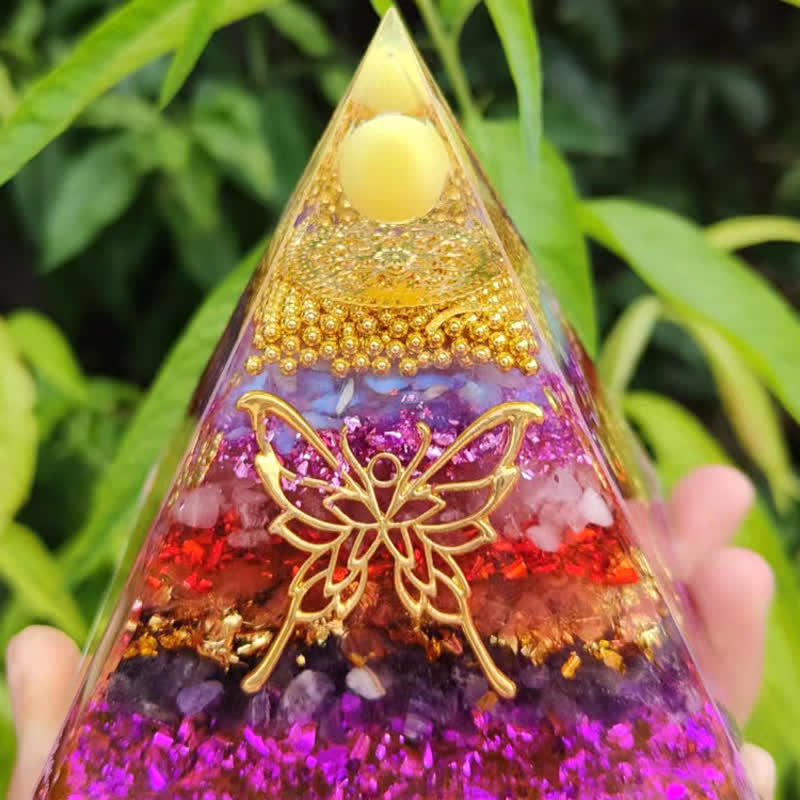 Olivenorma 10/15cm Natural Gravel Metal Butterfly Orgone Pyramid