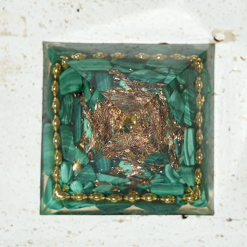 Olivenorma Natural Malachite Balancing Healing Chakra Orgone Pyramid