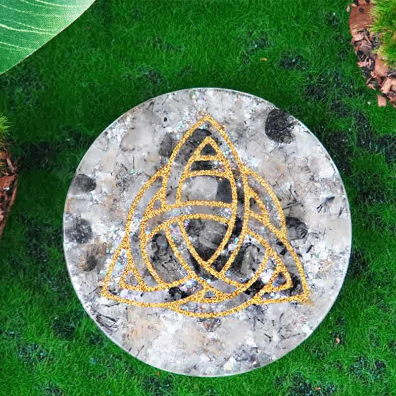 Olivenorma Triquetra Natural Stone Resin Decoration