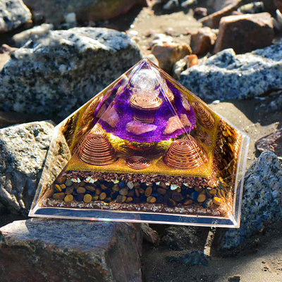 Olivenorma "Fortune Hunter" Sun Stone Tiger Eye Orgone Pyramid