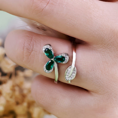 Olivenorma Emerald White Zircon Clover Adjustable Ring