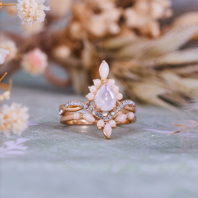 Olivenorma Pear Cut White Chalcedony Crown Design Ring Set