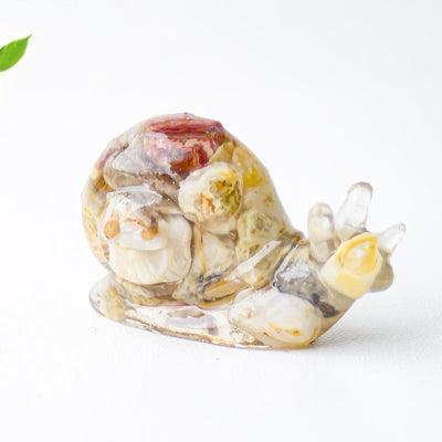Olivenorma Crystal Epoxy Snail Gemstone Decoration
