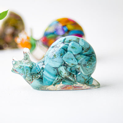 Olivenorma Crystal Epoxy Snail Gemstone Decoration