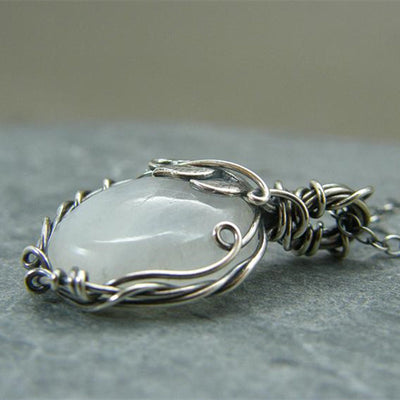 Olivenorma Moonstone Retro Necklace