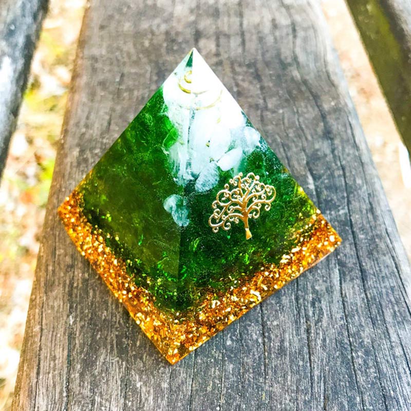 Olivenorma Green Jade & Clear Crystal Orgone Pyramid