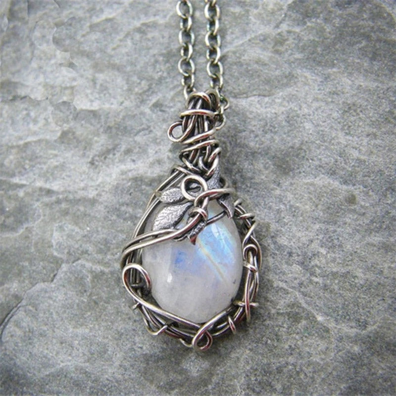 Olivenorma Moonstone Retro Necklace