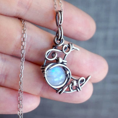 Olivenorma Bohemia Moonstone Silver Moon Necklace