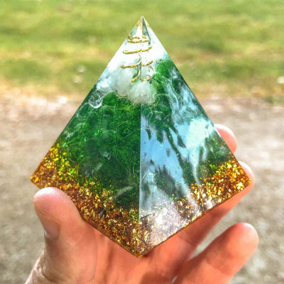 Olivenorma Green Jade & Clear Crystal Orgone Pyramid