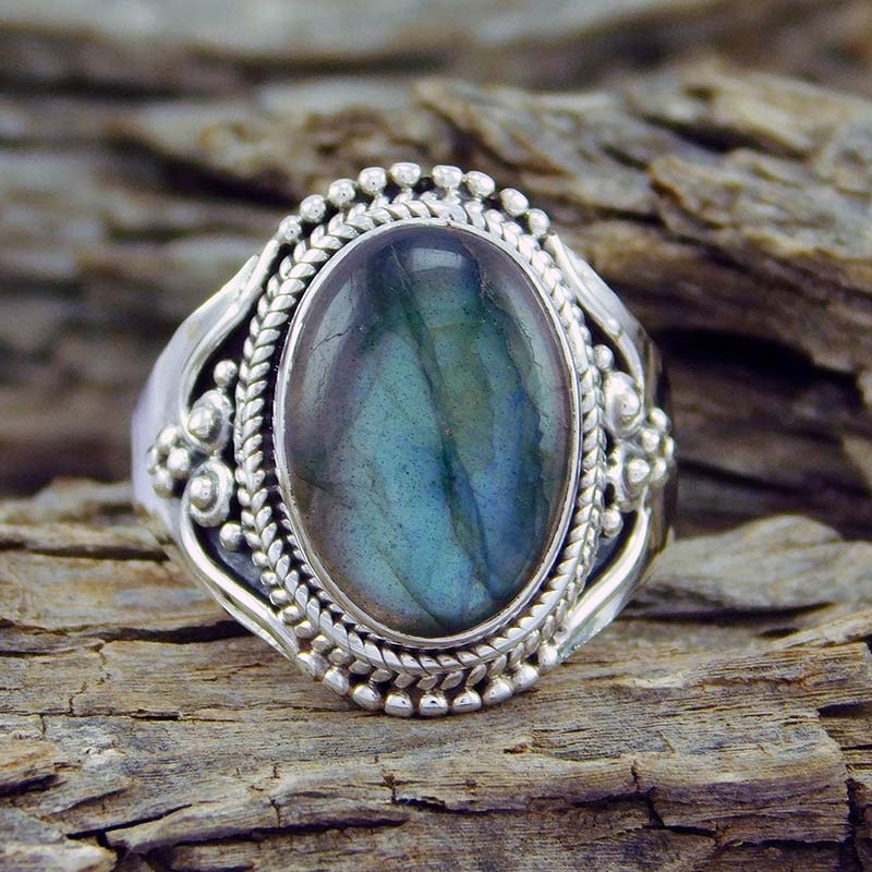 Olivenorma Moonstone Retro Style Healing Ring