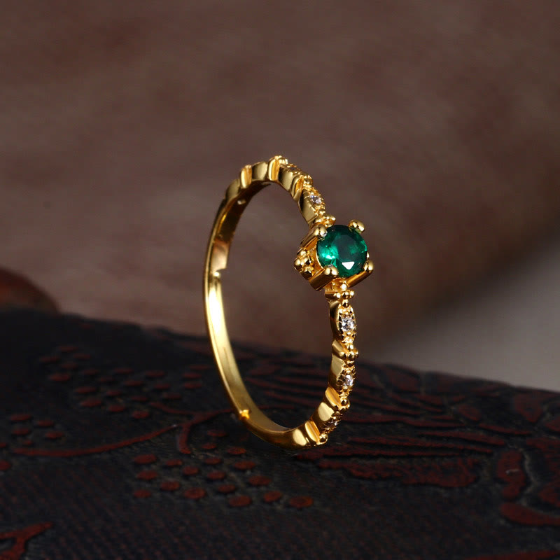 Olivenorma "Elegant Lover" - Emerald Exquisite Ring