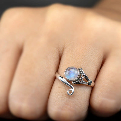 Olivenorma“Purify Energy" - Round Moonstone Retro Ring