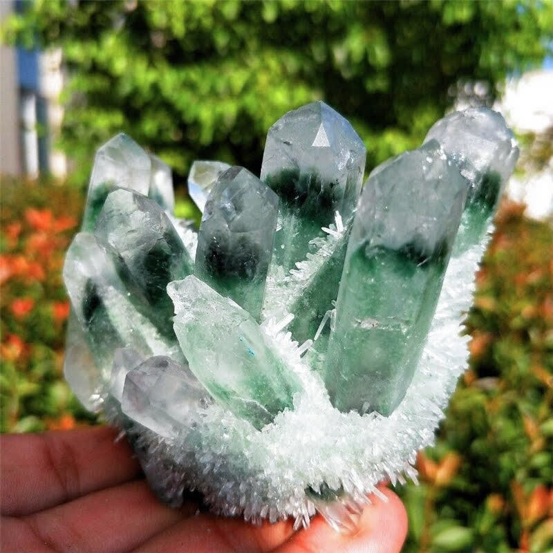 Olivenorma Beautiful Healing Green Phantom Quartz Gemstone Decoration