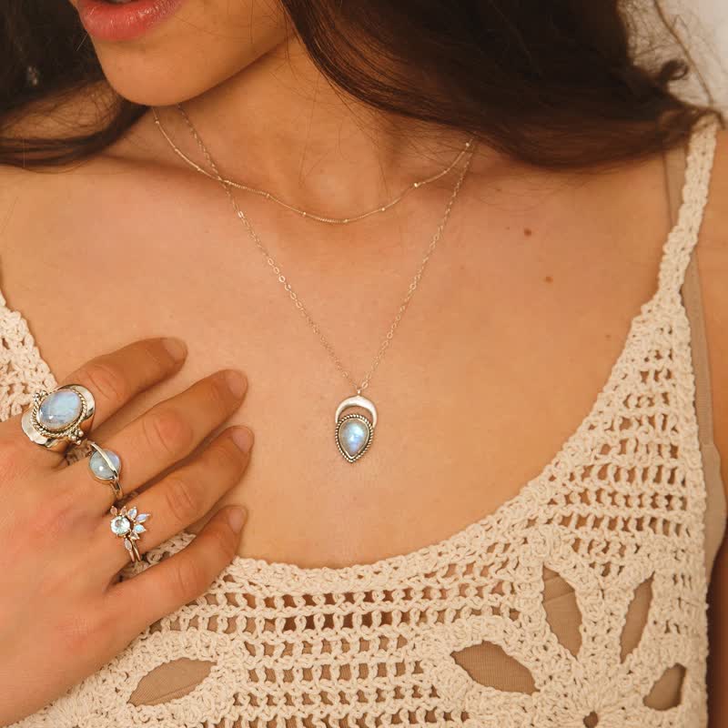 Olivenorma Bohemia Sliver Crescent Moonstone Necklace