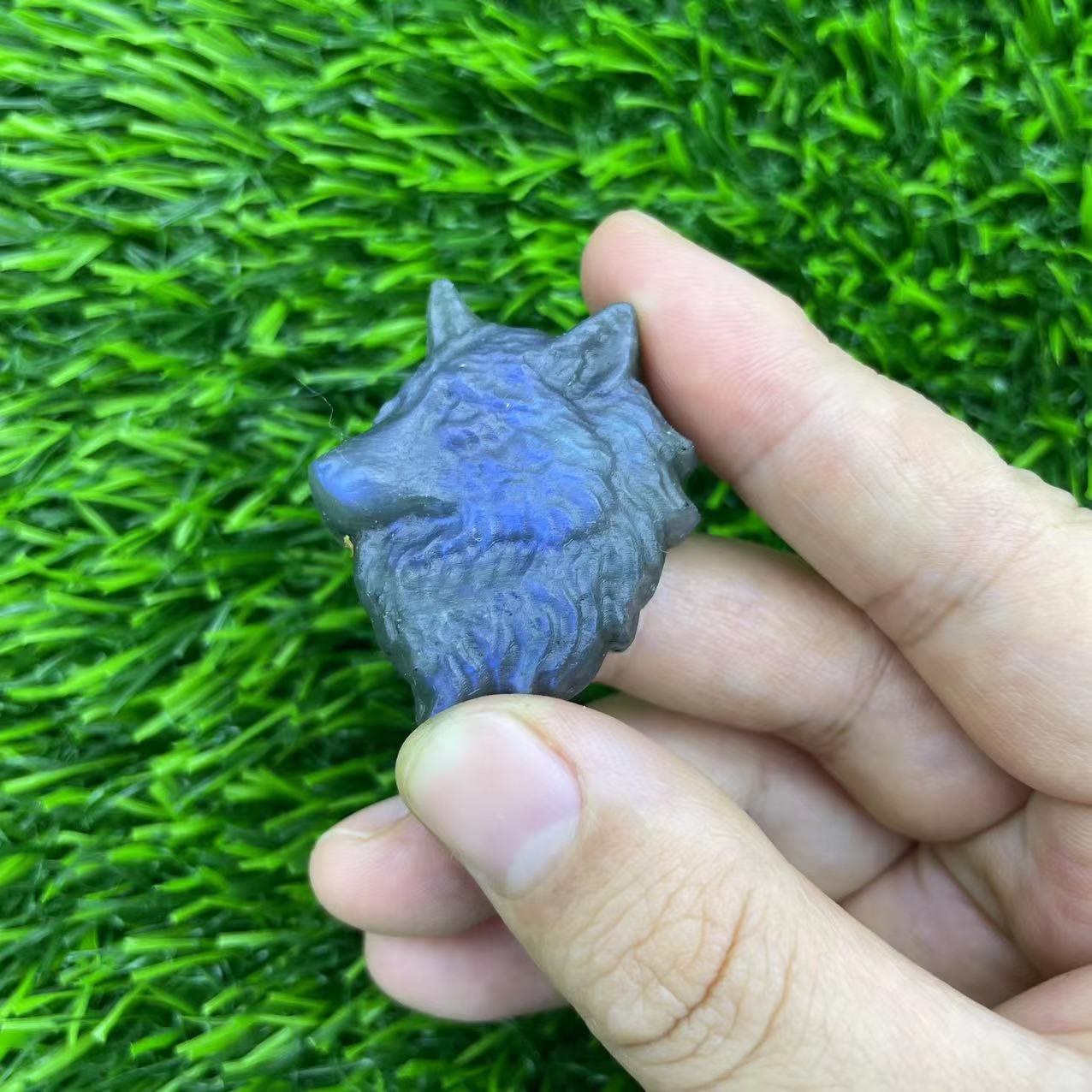 Olivenorma Natural Labradorite Carving Fly Dragon Home Decoration