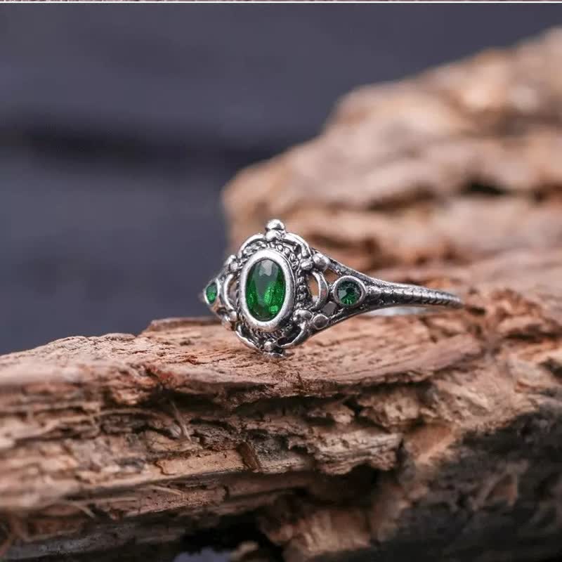 Olivenorma Natural Oval Emerald Engraved Ring