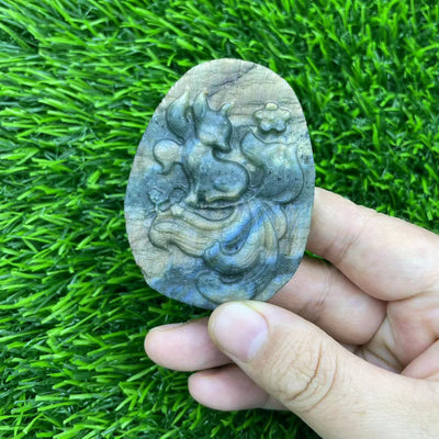 Olivenorma Natural Labradorite Carving Fly Dragon Home Decoration