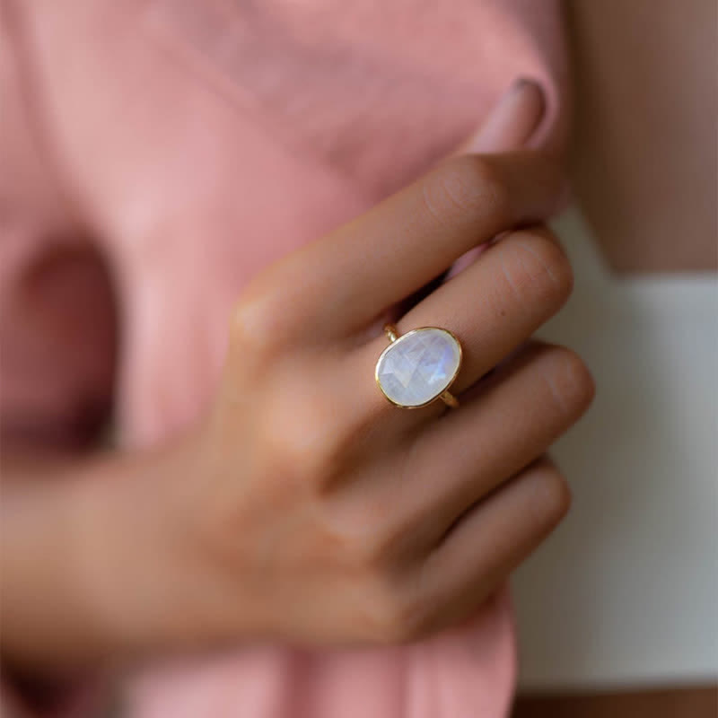 Olivenorma Intellectual Elegance Moonstone Ring