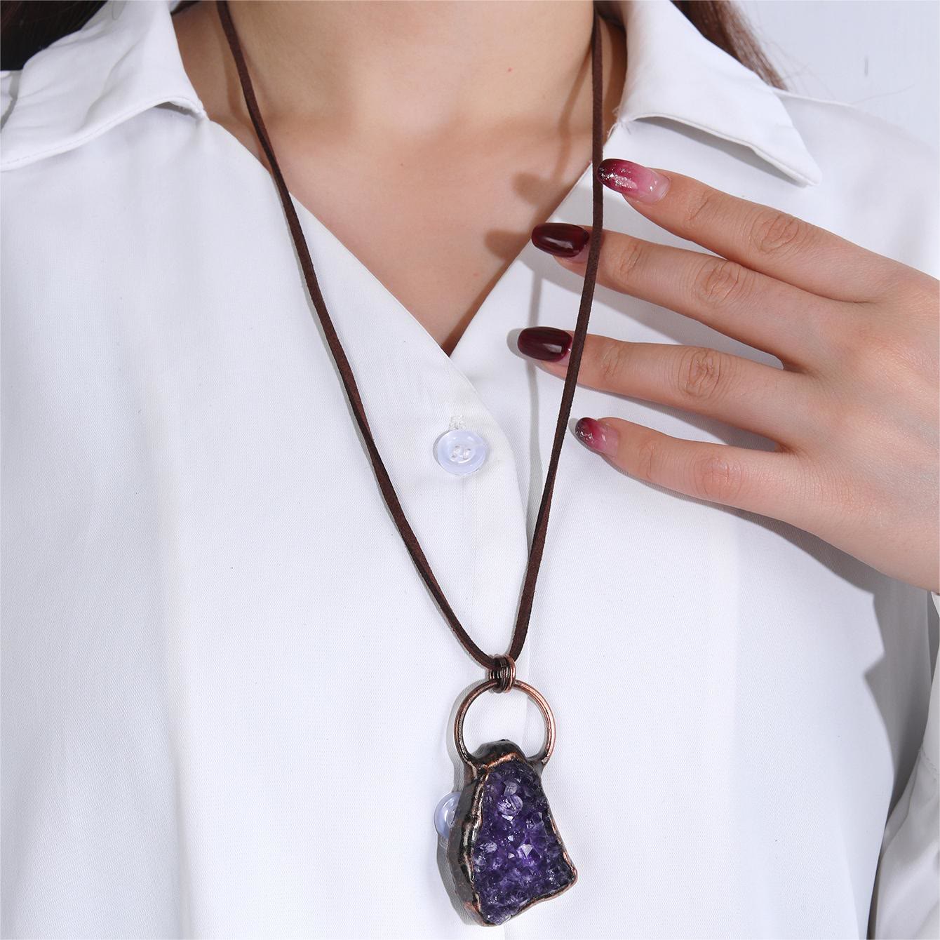 OlivenormaNatural Rough Stone Irregular Pendant Leather Rope Necklace