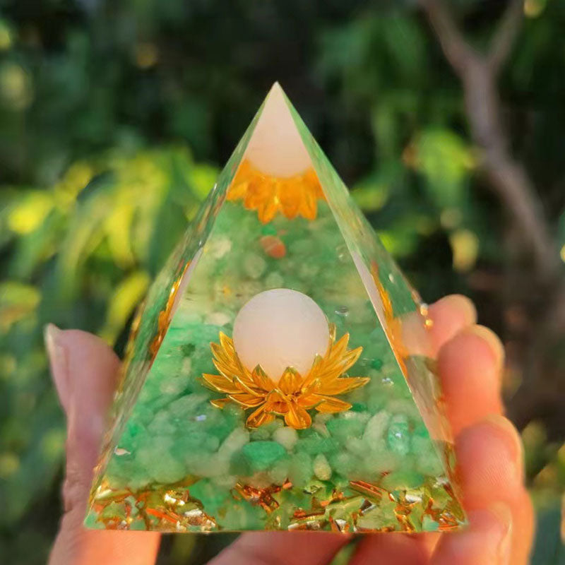 Olivenorma Green Aventurine Clear Quartz Lotus Symbol Orgone Pyramid