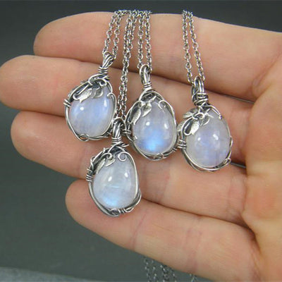 Olivenorma Moonstone Retro Necklace