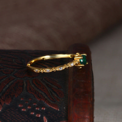 Olivenorma "Elegant Lover" - Emerald Exquisite Ring