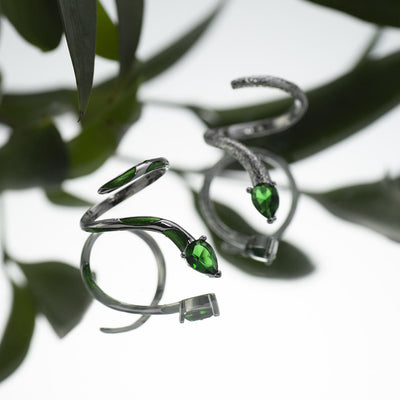 Olivenorma Emerald Snake Knuckle Cuff Ring