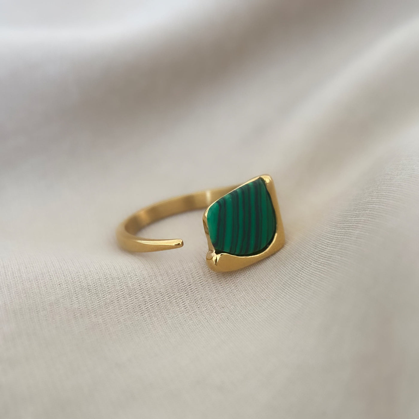 Olivenorma Malachite Gemstone Ring