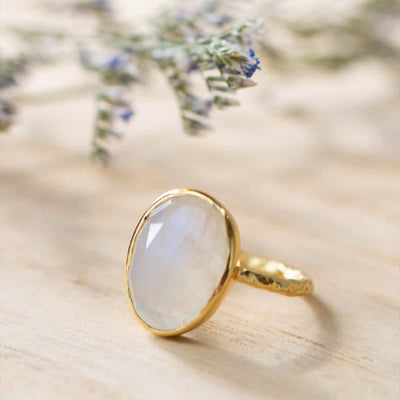 Olivenorma Intellectual Elegance Moonstone Ring