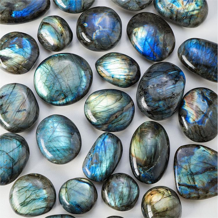 Olivenorma Labradorite Polished Toy Rolling Natural Stone